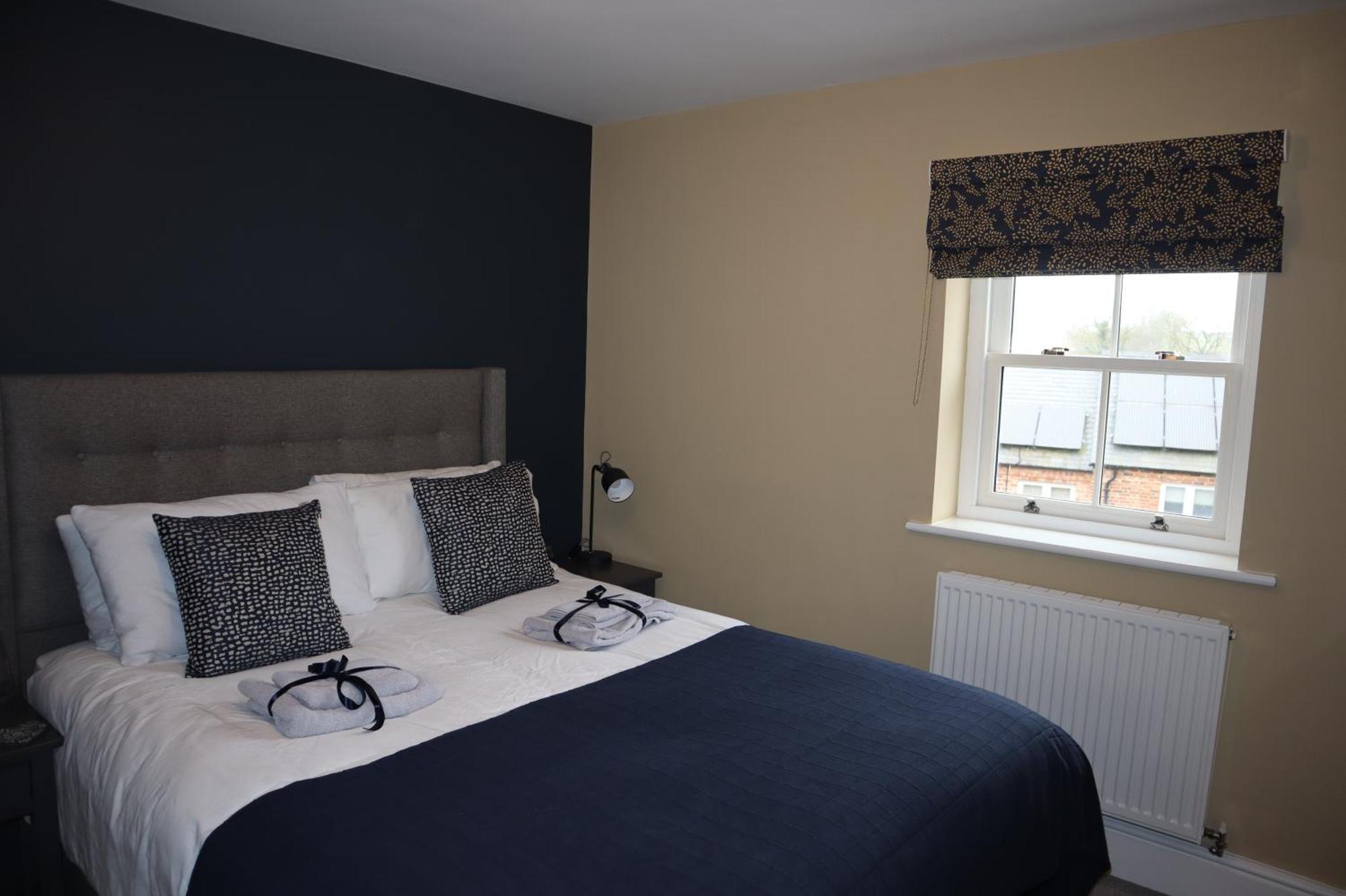 Canal View Cottage With Log Fire & Parking Blisworth Екстер'єр фото
