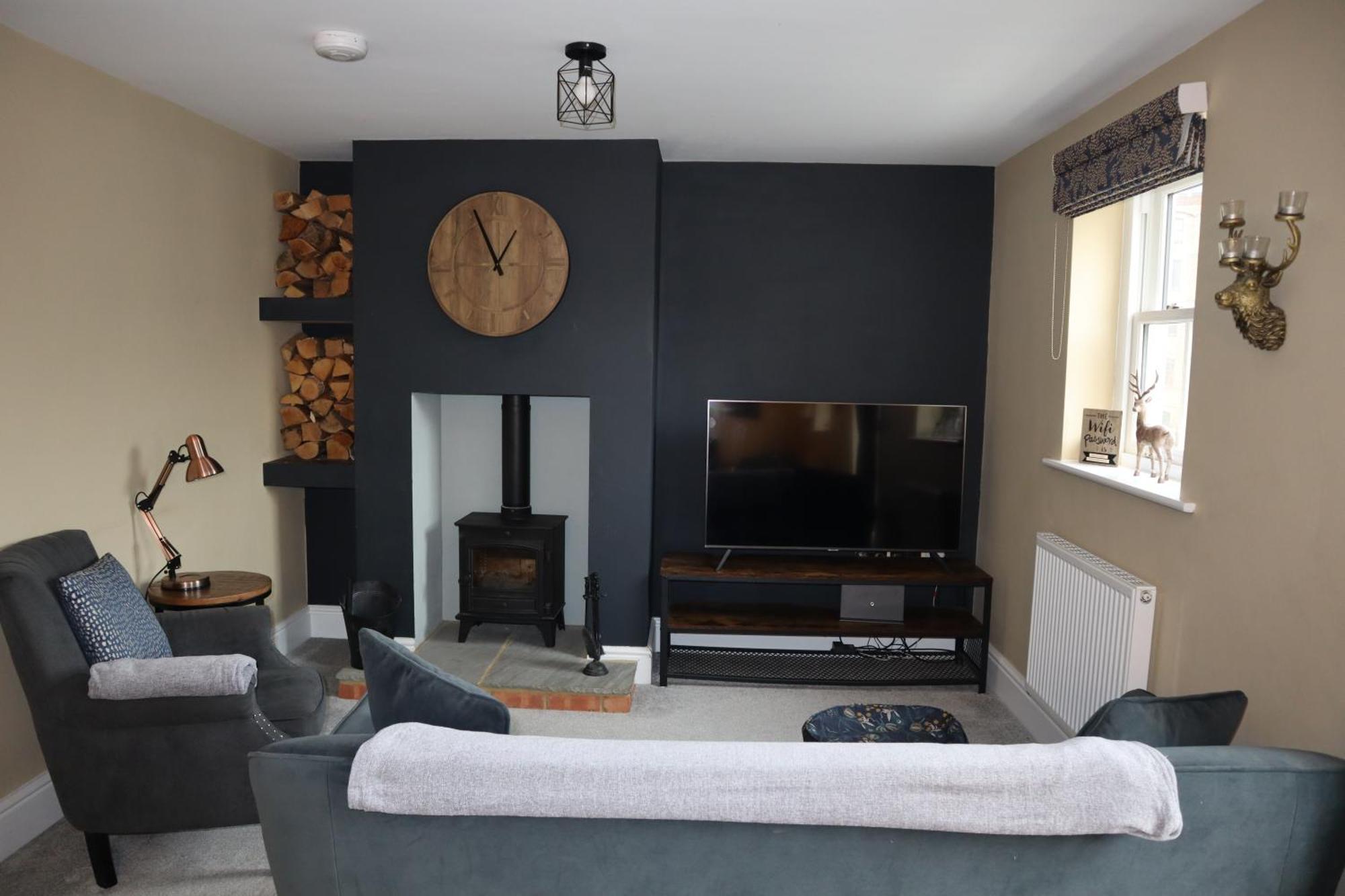 Canal View Cottage With Log Fire & Parking Blisworth Екстер'єр фото